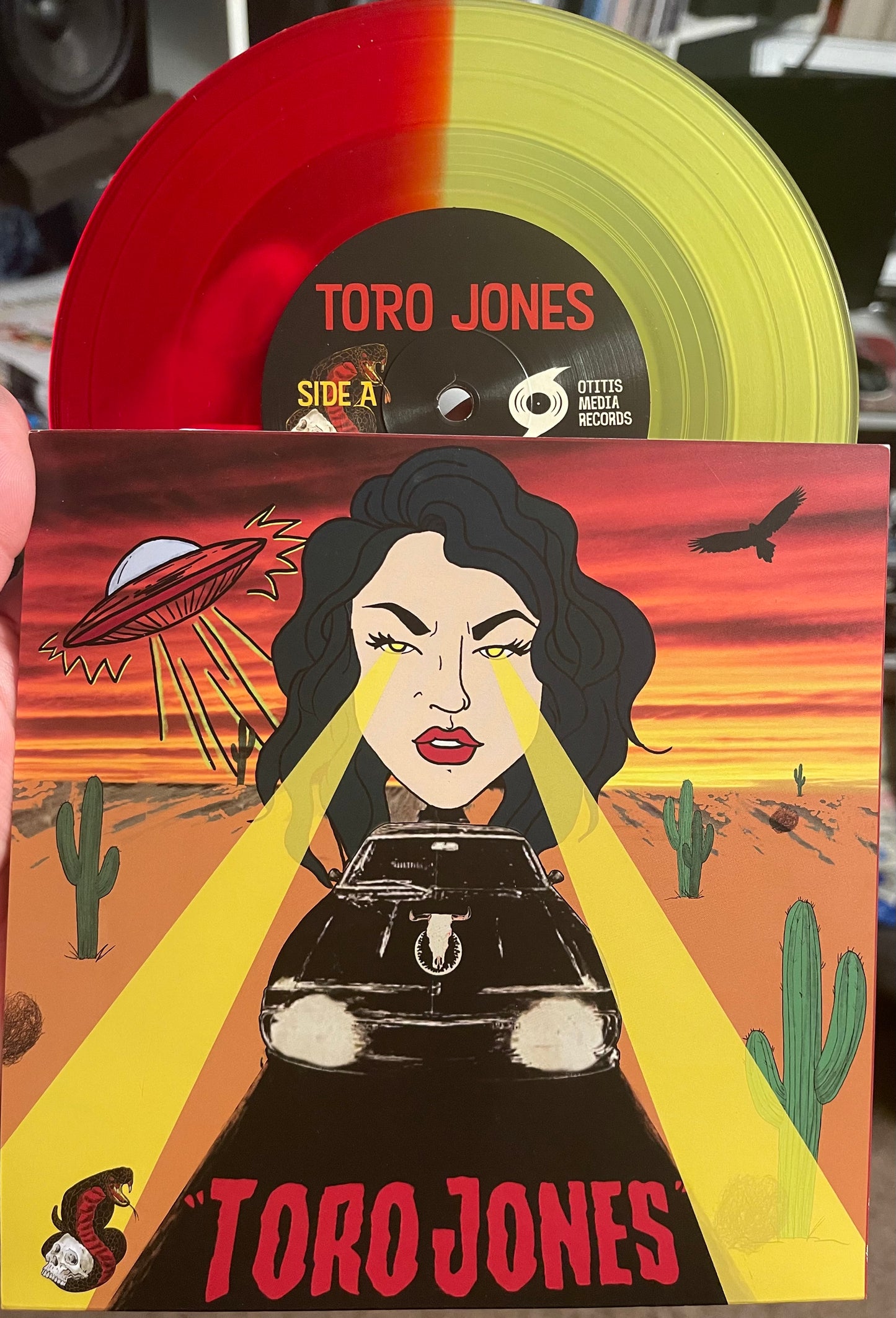 OMR-029 TORO JONES 7 inch (Colored Vinyl)