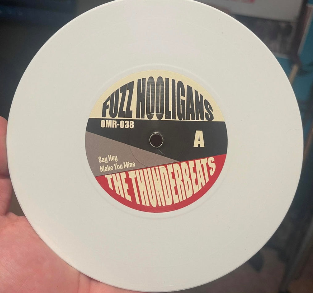 OMR-038 THE THUNDERBEATS “Fuzz Hooligans” 7 inch EP (White Vinyl)