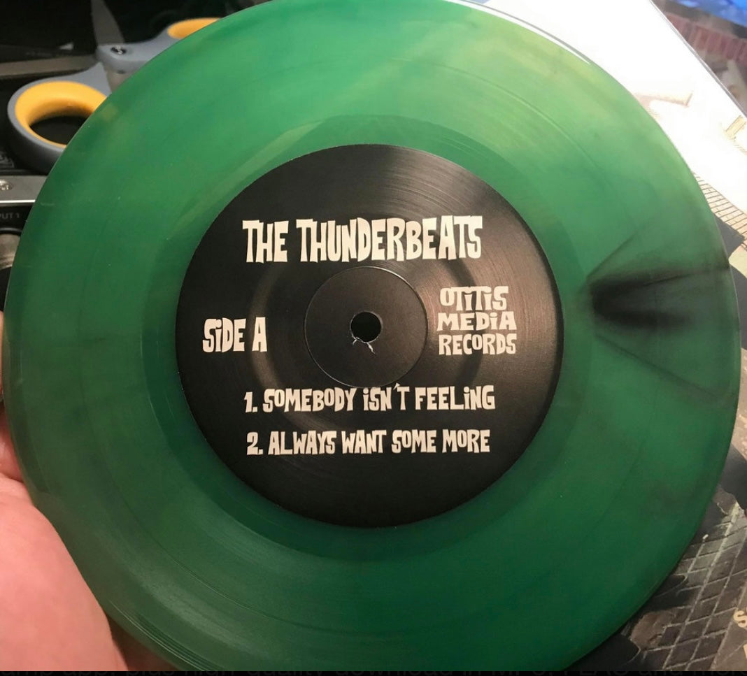 OMR-021 THE THUNDERBEATS “Somebody Isn’t Feeling” 7 inch EP (Colored Vinyl)