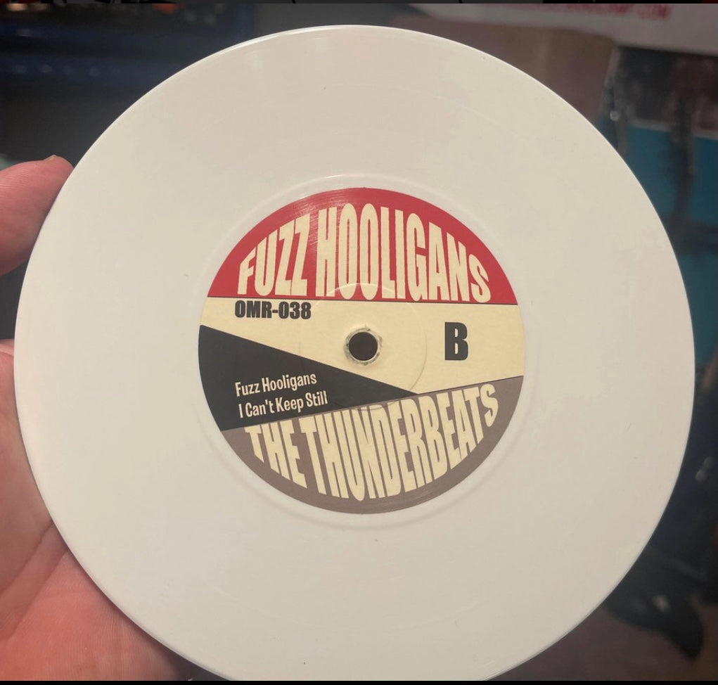 OMR-038 THE THUNDERBEATS “Fuzz Hooligans” 7 inch EP (White Vinyl)