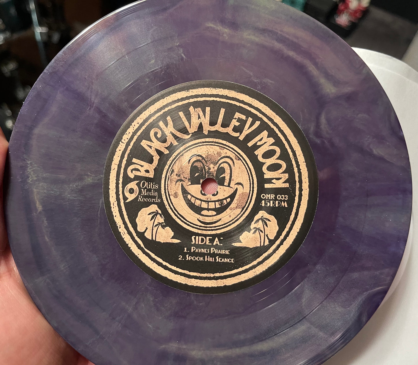OMR-033 BLACK VALLEY MOON “Spectral Melodies” 7 inch Vinyl Record (Random Color)