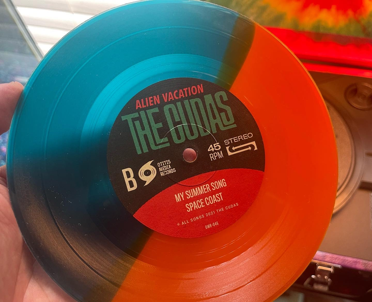 OMR-046 THE CUDAS “ Alien Vacation” 7 inch EP