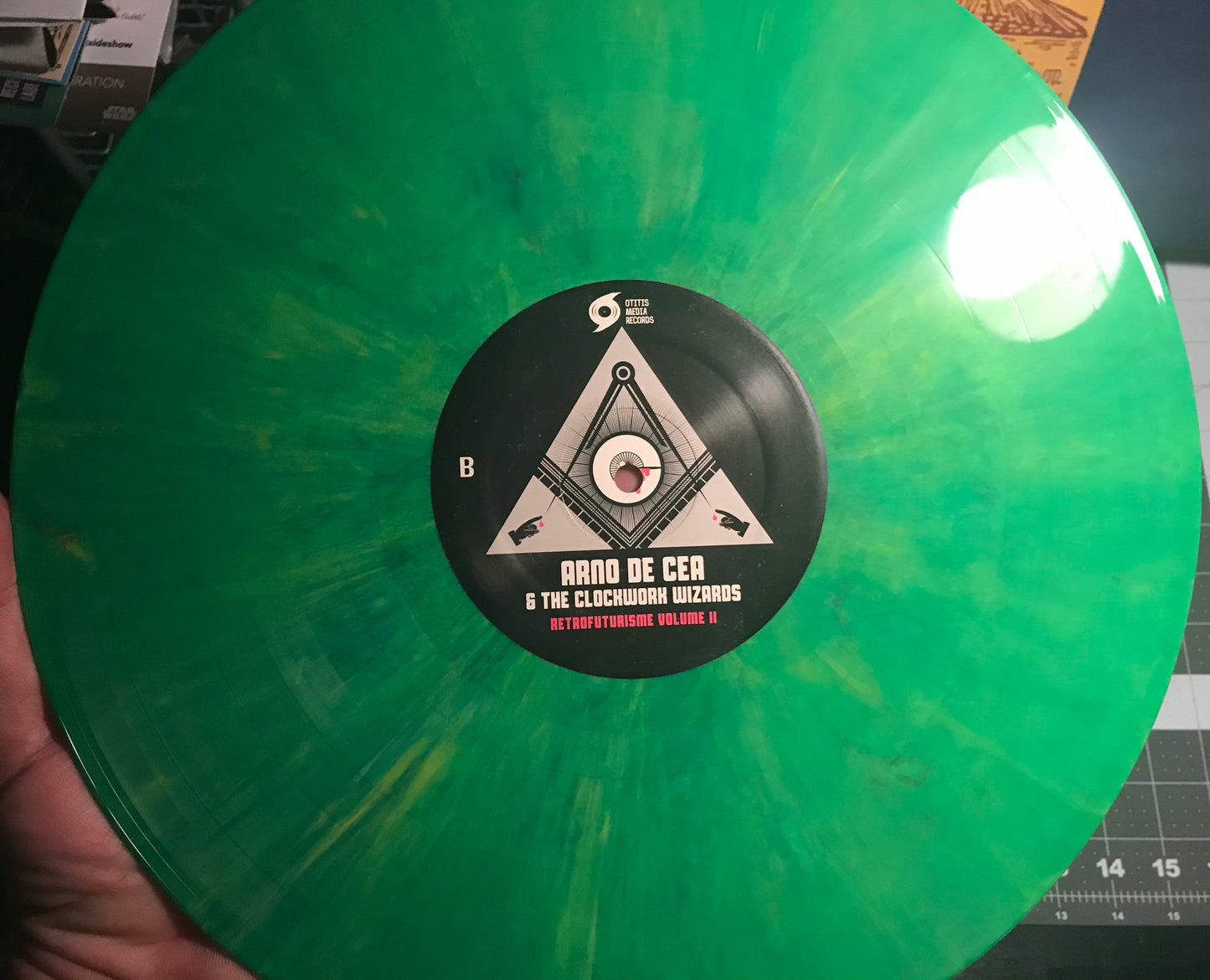 OMR-027 ARNO DE CEA & THE CLOCKWORK WIZARDS “Retrofuturisme Vol. 2” 12 inch Vinyl LP (Random Color Vinyl)