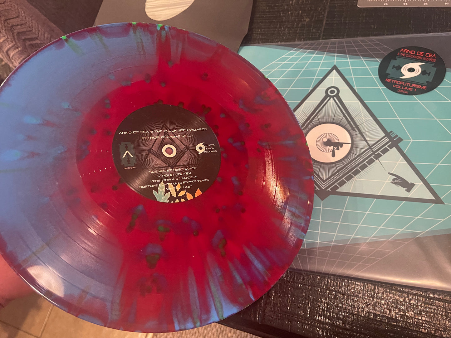 OMR-044 Arno De Cea & The Clockwork Wizards “Retrofuturisme Vol. 1” (Limited Ed. American Colored Vinyl Version)