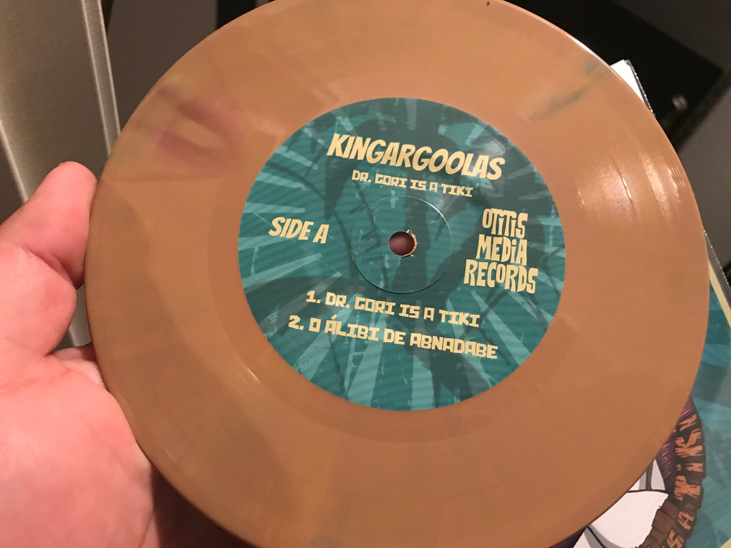 OMR-022 KINGARGOOLAS “Dr Gori is a Tiki” 7 inch Vinyl EP (Random Colored Vinyl)