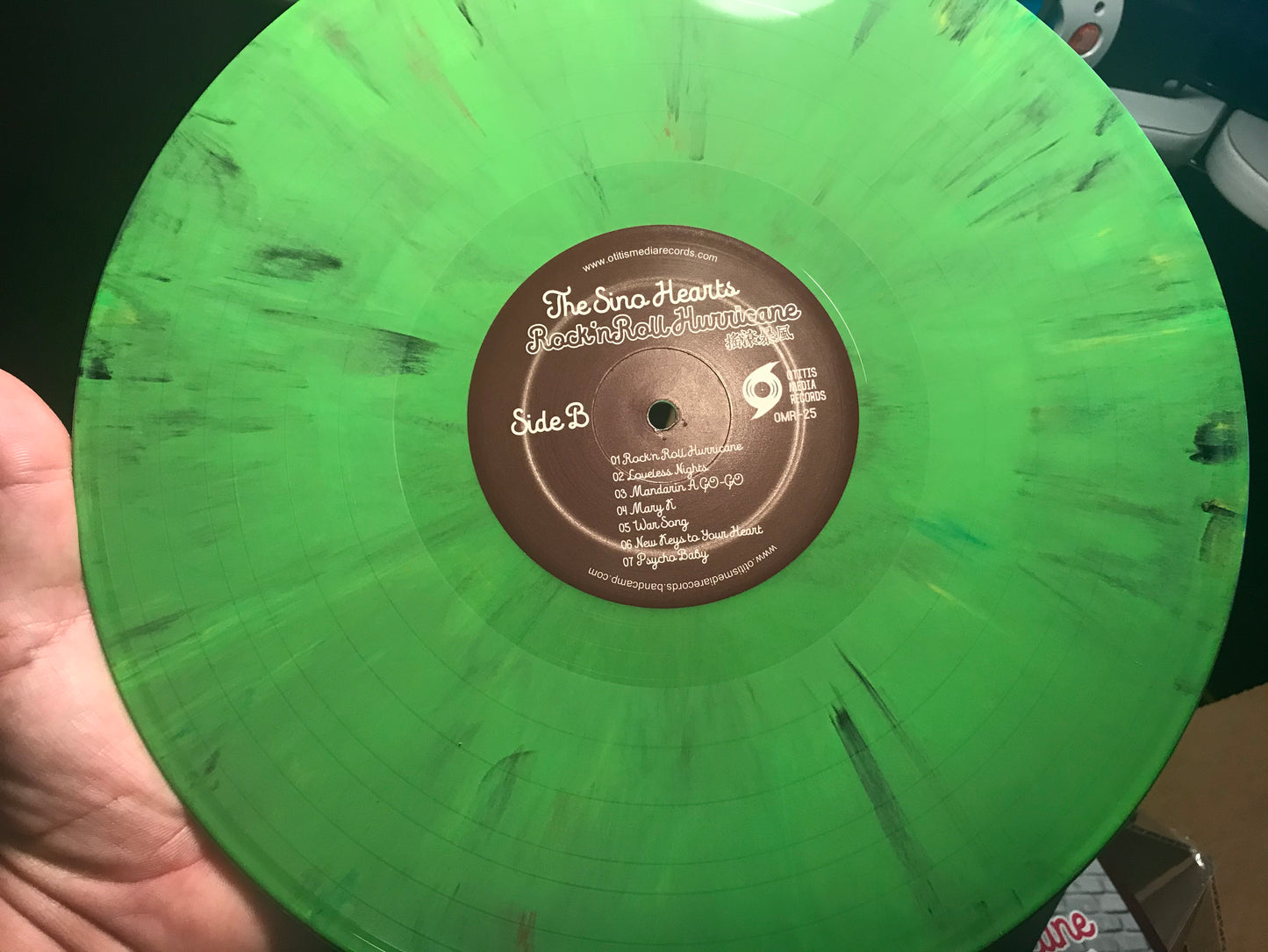 OMR-025 THE SINO HEARTS “Rock n’ Roll Hurricane” 12 inch Vinyl LP