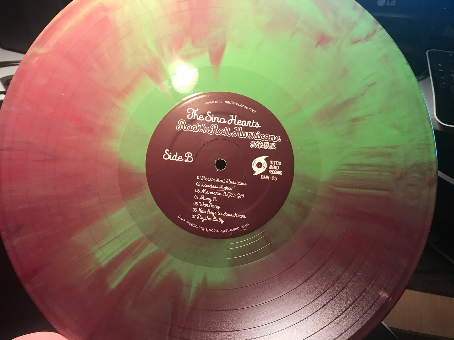OMR-025 THE SINO HEARTS “Rock n’ Roll Hurricane” 12 inch Vinyl LP