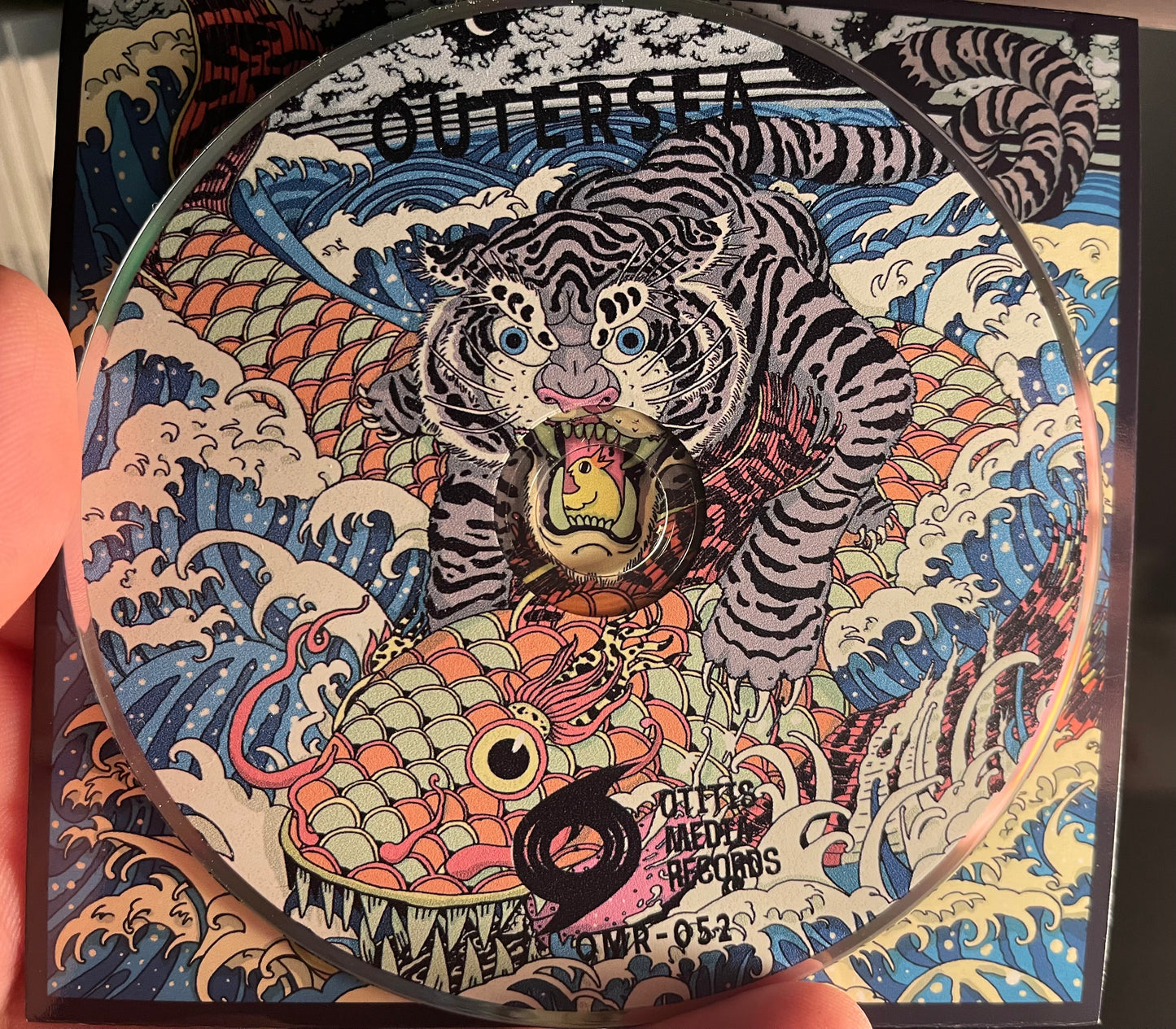 OMR-052 OUTERSEA (CD)