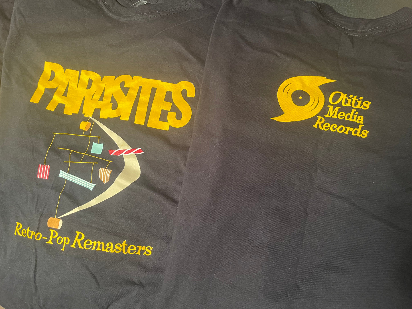 OMRMCH 005 PARASITES “Retro-Pop Remasters” T-Shirt