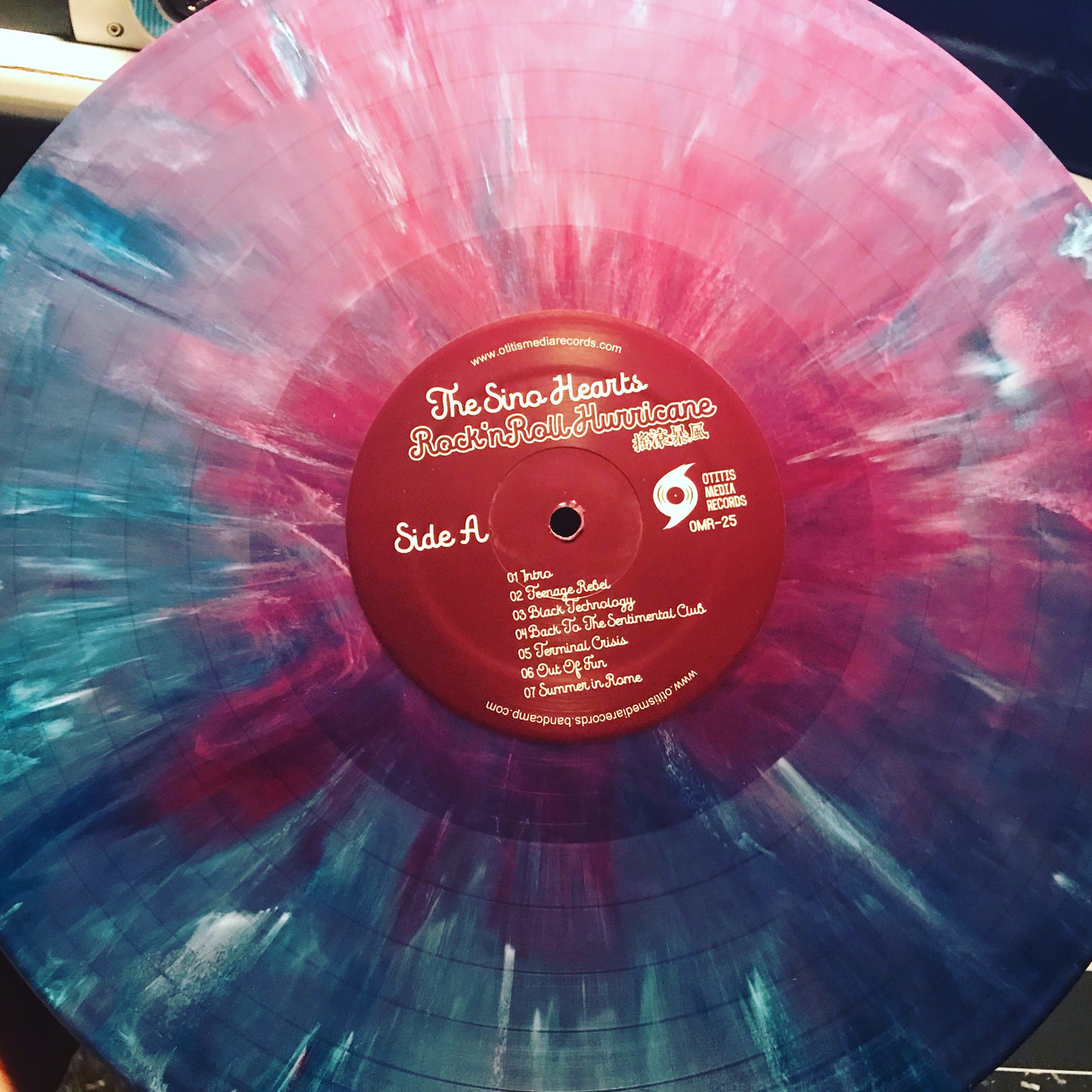 OMR-025 THE SINO HEARTS “Rock n’ Roll Hurricane” 12 inch Vinyl LP