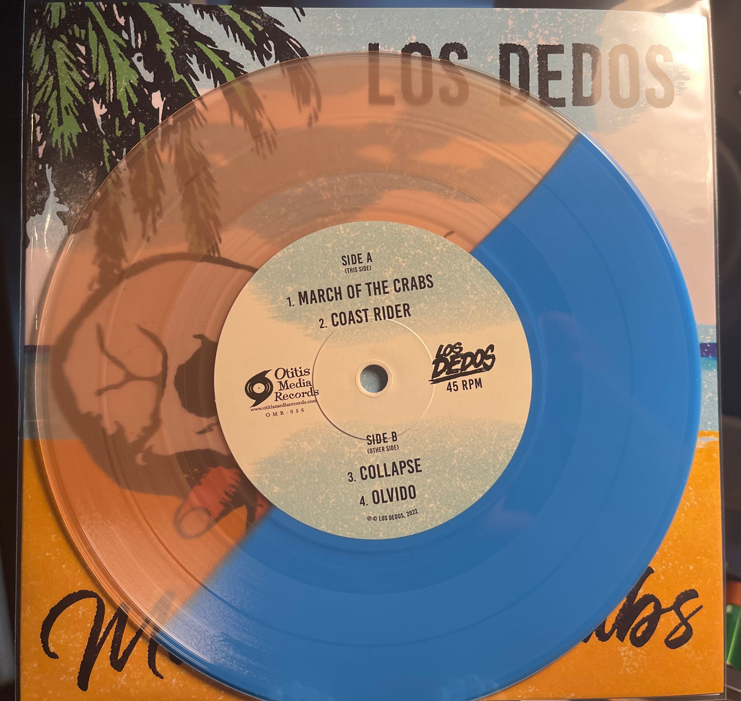 OMR-056 Los Dedos “March of The Crabs” 7” EP (Colored Vinyl)