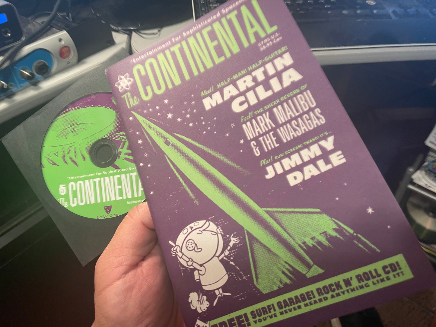 OMRDST-030 The Continental Magazine Issue #32
