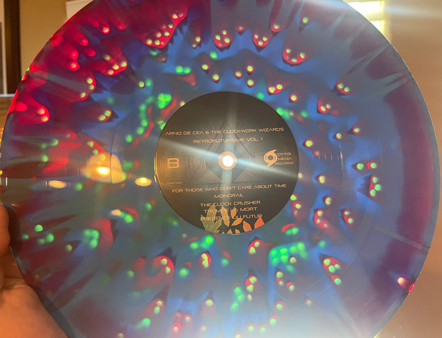 OMR-044 Arno De Cea & The Clockwork Wizards “Retrofuturisme Vol. 1” (Limited Ed. American Colored Vinyl Version)