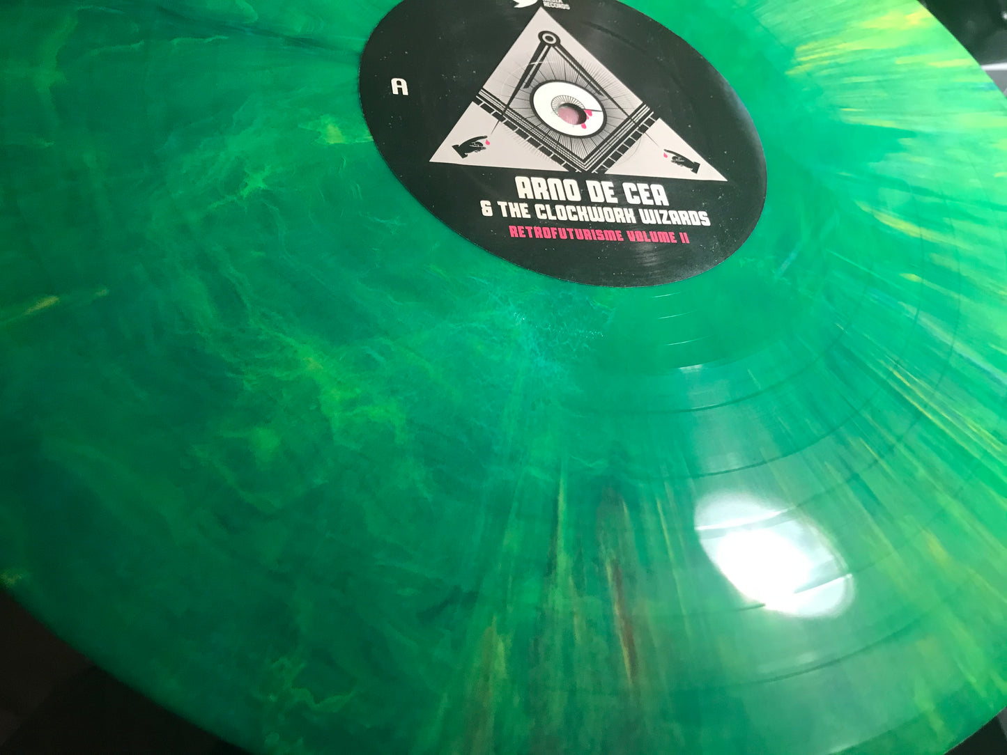 OMR-022 KINGARGOOLAS “Dr Gori is a Tiki” 7 inch Vinyl EP (Random Colored Vinyl)