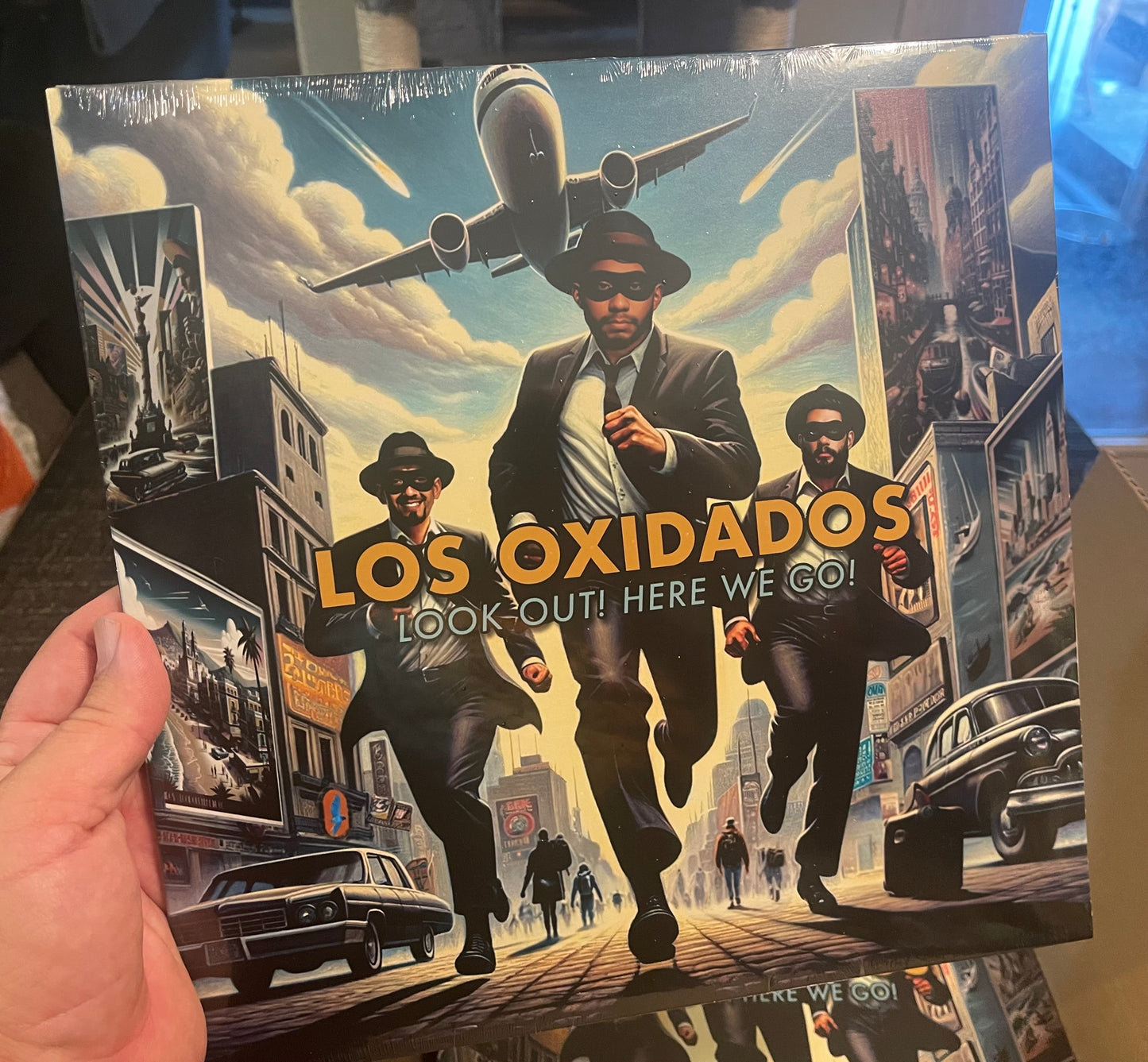 OMR-104 Los Oxidados “Look Out! Here We Go!”VINYL (Classic Black)