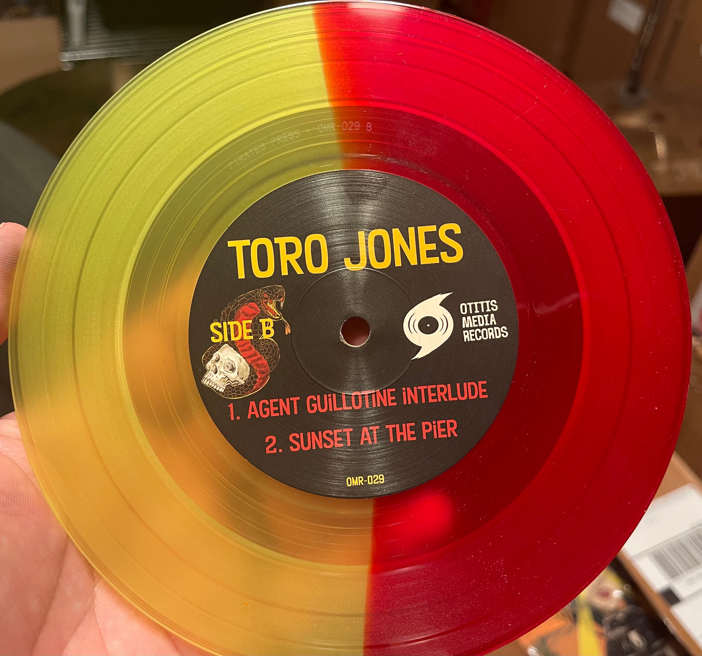OMR-029 TORO JONES 7 inch (Colored Vinyl)