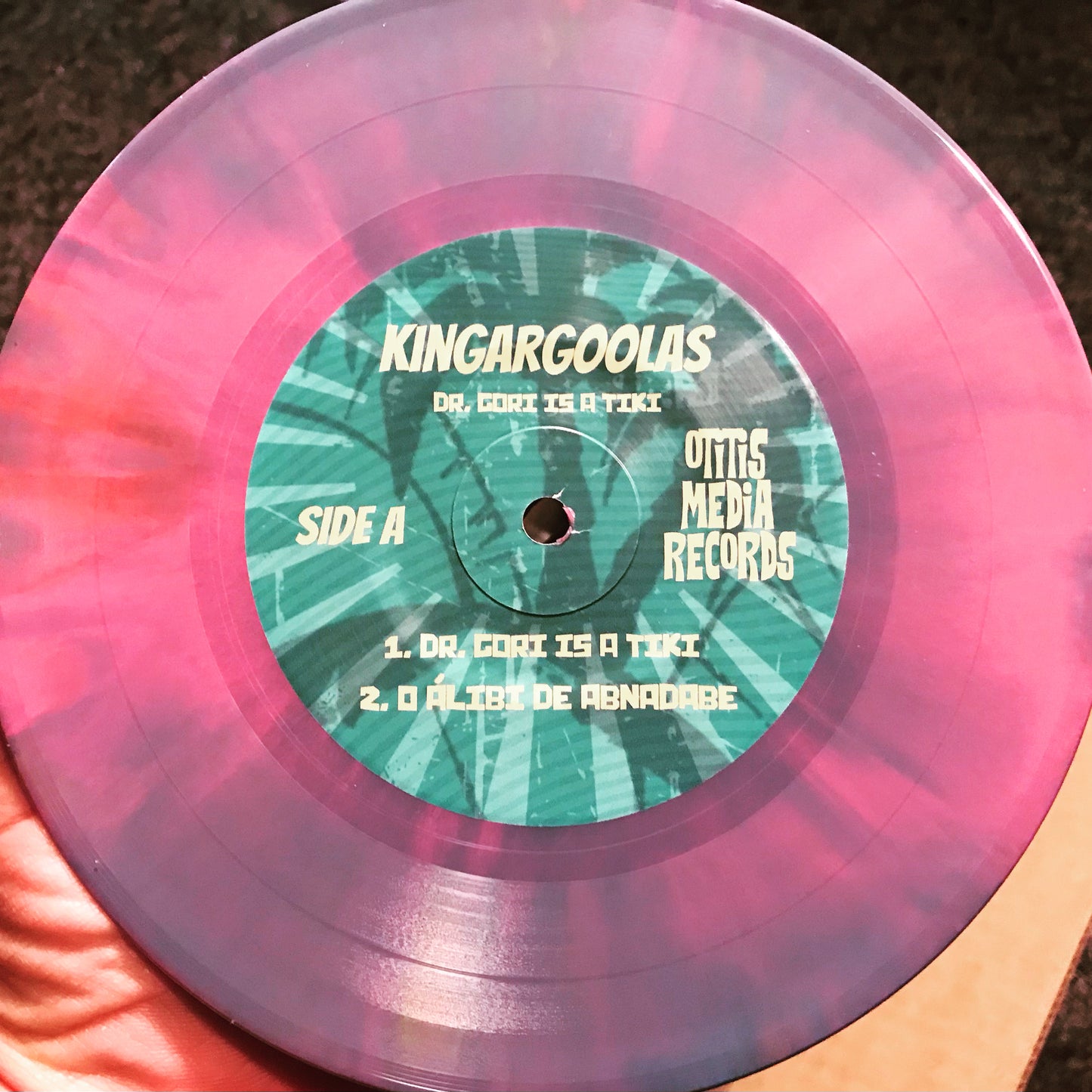 OMR-022 KINGARGOOLAS “Dr Gori is a Tiki” 7 inch Vinyl EP (Random Colored Vinyl)