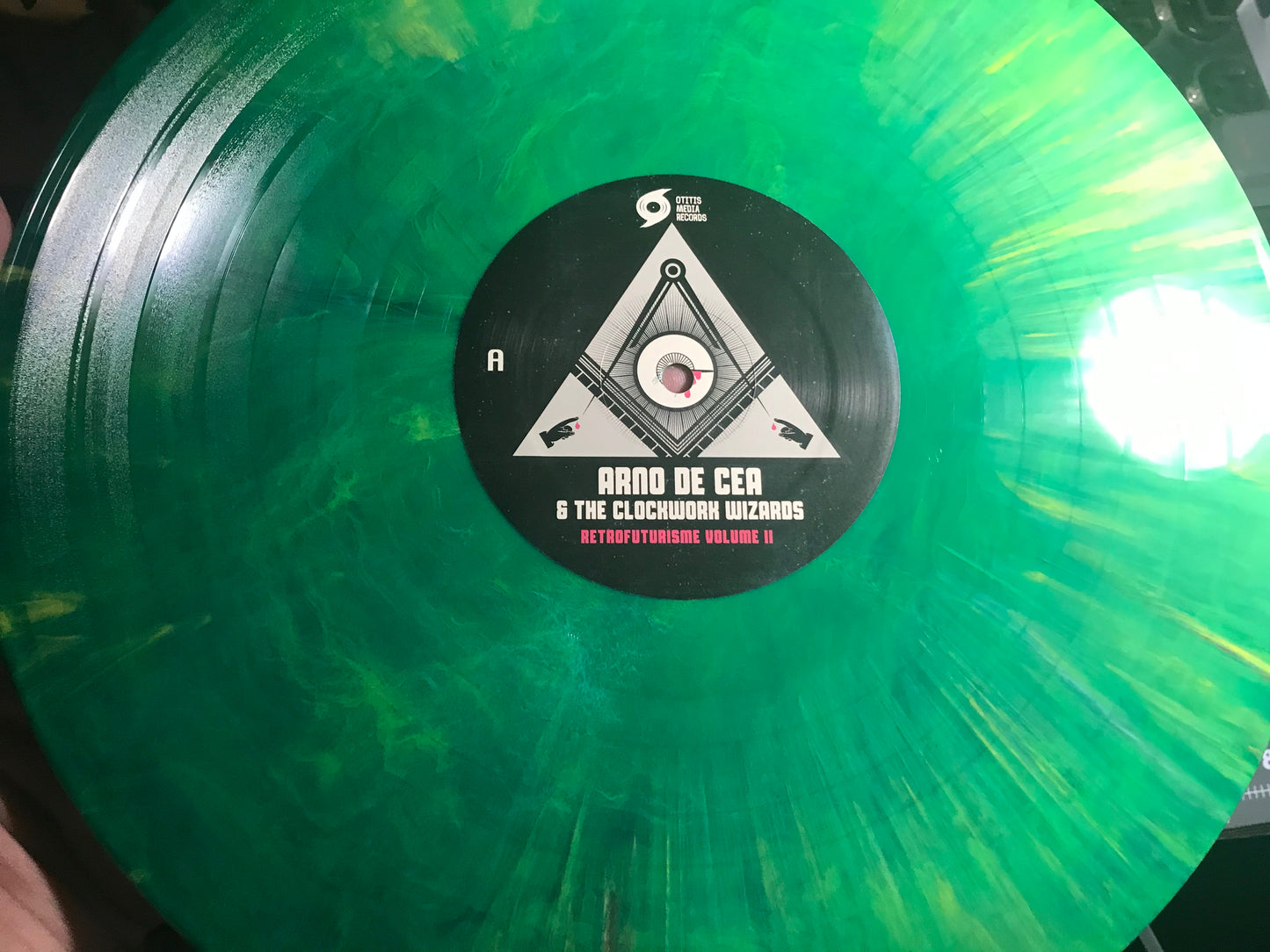 OMR-027 ARNO DE CEA & THE CLOCKWORK WIZARDS “Retrofuturisme Vol. 2” 12 inch Vinyl LP (Random Color Vinyl)